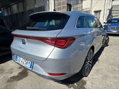 Seat Leon Sportstourer 1.5 eTSI 150 CV DSG Xcellence Argento usata Castenaso