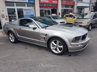 Ford Mustang V8 4.6 manuale 45 th tetto cristallo Grigio usata Treviglio