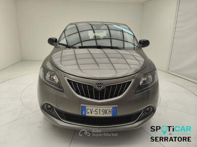 Lancia Ypsilon III 2021 1.0 firefly hybrid Platino s&s 70cv Grigio usata Erba