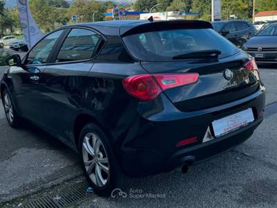 Alfa Romeo Giulietta AUTO IN PERFETTE CONDIZIONI Nero usata Rende