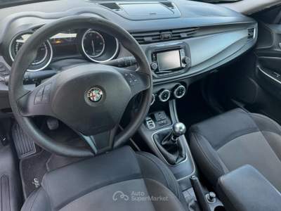 Alfa Romeo Giulietta AUTO IN PERFETTE CONDIZIONI Nero usata Rende