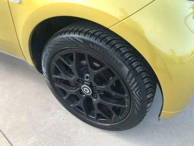 Smart ForTwo fortwo 90 0.9T twinamic cabrio Passion Giallo usata Comiso