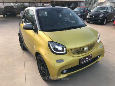 Smart ForTwo fortwo 90 0.9T twinamic cabrio Passion Giallo usata Comiso