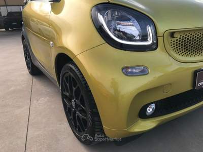 Smart ForTwo fortwo 90 0.9T twinamic cabrio Passion Giallo usata Comiso