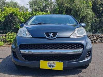 Peugeot 107 1.0 12v Active (plaisir) 5p FL Grigio usata Acireale