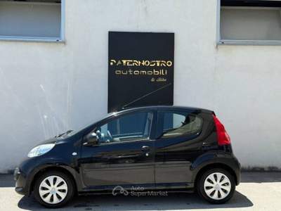 Peugeot 107 1.0 12v Sweet Years c navi 5p Nero usata Senise
