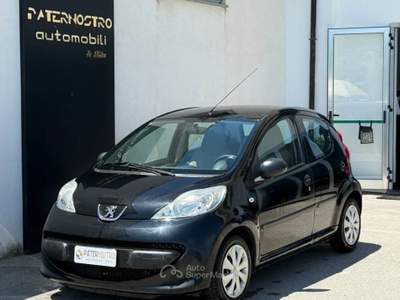 Peugeot 107 1.0 12v Sweet Years c navi 5p Nero usata Senise