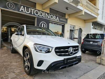 Mercedes-Benz GLC Premium 4matic #AMG #AUTO#FULL LED#TETTO#CARPLAY#NAVI Bianco usata Altamura