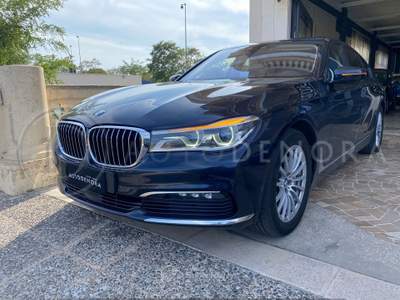 BMW Serie 7 730d 730 730d xDrive Luxury#LED#TETTO#PELLE#MONITOR POST#CAM#MASSAGGIO Blu/Azzurro usata Altamura