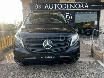 Mercedes-Benz Vito 119 d 9 POSTI EXTRA LONG 4matic auto XENO,PELLE,NAVI Nero usata Altamura