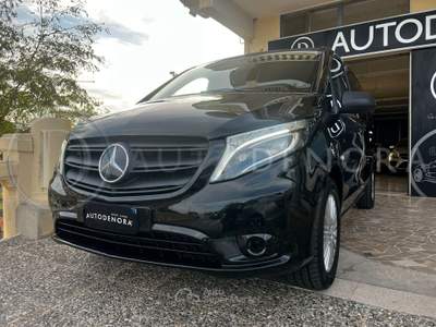 Mercedes-Benz Vito 119 d 9 POSTI EXTRA LONG 4matic auto XENO,PELLE,NAVI Nero usata Altamura