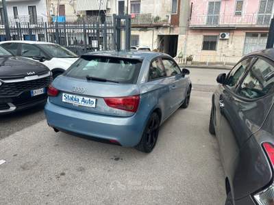 Audi A1 1.6 TDI Attraction Blu/Azzurro usata Castellammare di Stabia