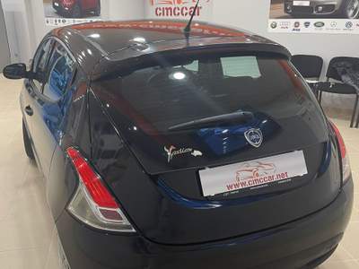 Lancia Ypsilon Comoda e versatile. Nero usata Rende