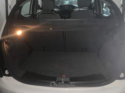 Lancia Ypsilon Auto adatta in città Bianco usata Rende