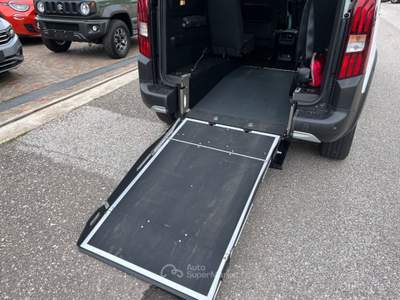 Peugeot Rifter Rifter BlueHDi 100 S&S Active Standard - ALL.OLMEDO SERVIZIO NOLEGGIO PER OSPITI DISABILI Bianco usata Lavis