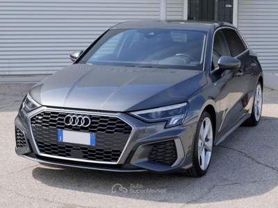 Audi A3 Sportback 2.0 (35) Tdi 150cv S-tr. S-Line edition Grigio usata Civita Castellana