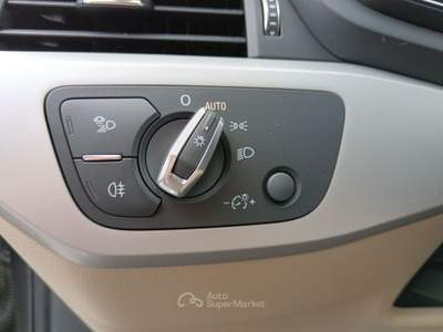Audi A4 Avant 30 TDI/136 CV S tronic Business Grigio usata Oderzo