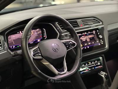 Volkswagen Tiguan SCR DSG R-Line Blu/Azzurro usata Rosarno