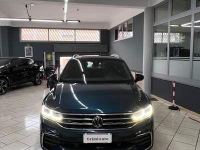 Volkswagen Tiguan SCR DSG R-Line Blu/Azzurro usata Rosarno