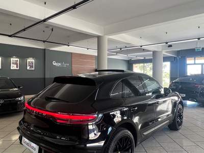 Porsche Macan 2.0 Nero usata Rosarno