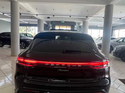 Porsche Macan 2.0 Nero usata Rosarno