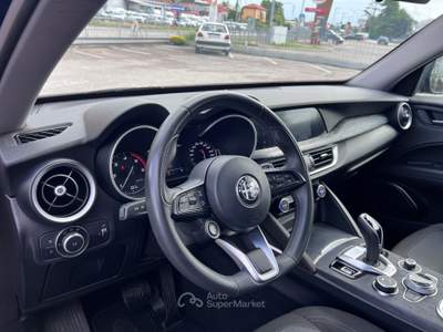Alfa Romeo Stelvio AT8 RWD Aut. Blu/Azzurro usata Villorba