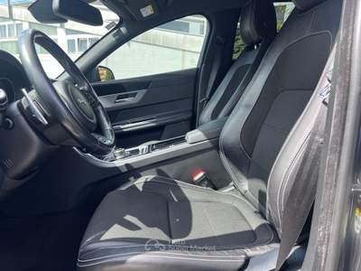 Jaguar XF Aut. Portofolio R-Line AWD 4x4 usata Villorba