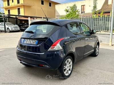 Lancia Ypsilon Ypsilon 1.3 MJT 95 CV 5p. S&S Gold Blu/Azzurro usata Barrafranca