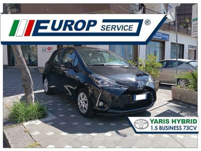 Toyota Yaris 1.5 Hybrid  Business 73CV Nero usata Zafferana Etnea