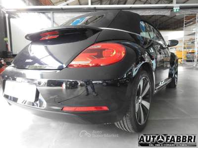 Volkswagen New Beetle VOLKSWAGEN - New Beetle Cabrio 1.2 tSI Design Ltd Plus Car Play Navigatore Sat- Android A. Pelle Sport Design  Nero usata CORIANO