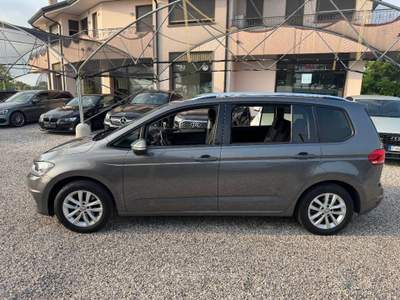 Volkswagen Touran  1.6 TDI Comfortline BMT Grigio usata Ponte di Piave