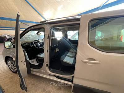 Citroen Berlingo BlueHDi 130 Stop&Start EAT8 XL Feel Beige usata MONOPOLI