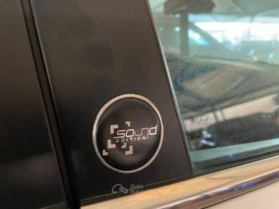 Hyundai Tucson 1.7 CRDi Sound Edition Bianco usata MONOPOLI