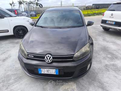 Volkswagen Golf null usata Campagna