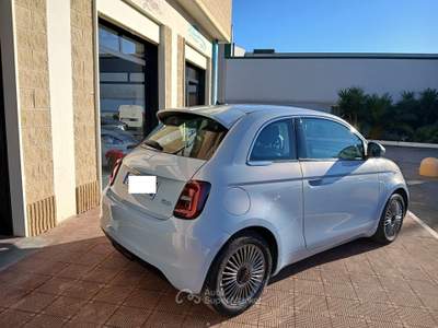 Fiat 500 ELETTRICA BUSINESS OPENING EDITION Blu/Azzurro usata Trinitapoli