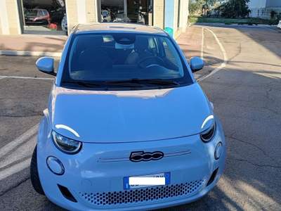 Fiat 500 ELETTRICA BUSINESS OPENING EDITION Blu/Azzurro usata Trinitapoli