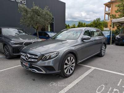 Mercedes-Benz Classe E E 220 d S.W. 4Matic Premium All-Terrain Grigio usata Rieti