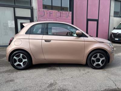 Fiat 500 500e 3+1 42 kWh Passion Lilla usata Rovigo