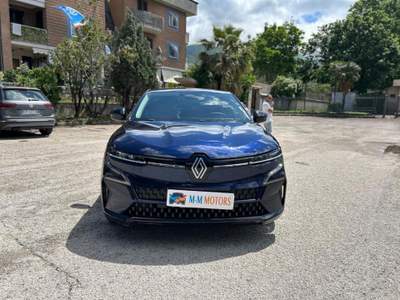 Renault Mégane E-Tech Eletric EV40 130 CV Boost Charge Techno Blu/Azzurro usata Mugnano del Cardinale