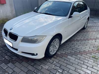 BMW Serie 3 316d berlina Bianco usata Voghera