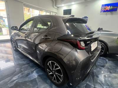 Toyota Yaris auto pari al nuovo Grigio usata Crotone