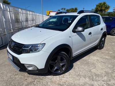 Dacia Sandero Stepway 1.5 dCi 8V 90CV Start&Stop Easy-R NEOPATENTATI UNICO PROPIETARIO Bianco usata Corato