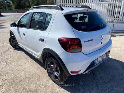 Dacia Sandero Stepway 1.5 dCi 8V 90CV Start&Stop Easy-R NEOPATENTATI UNICO PROPIETARIO Bianco usata Corato