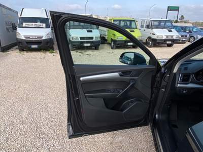 Audi Q5 SPB 40 TDI quattro S tronic IVA ESPOSTA UNICO PROPIETARIO Grigio usata Corato