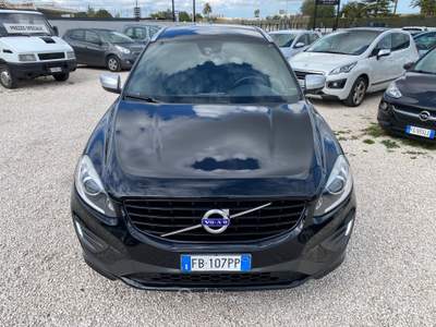 Volvo XC60 XC 60 XC60 D4 Geartronic R-design UNICO PROPIETARIO Nero usata Corato