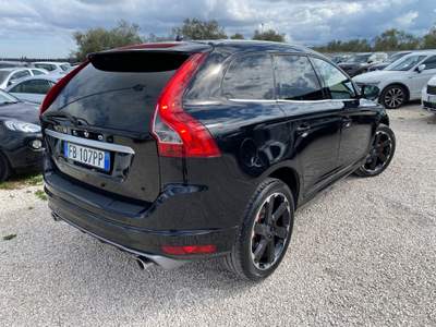 Volvo XC60 XC 60 XC60 D4 Geartronic R-design UNICO PROPIETARIO Nero usata Corato