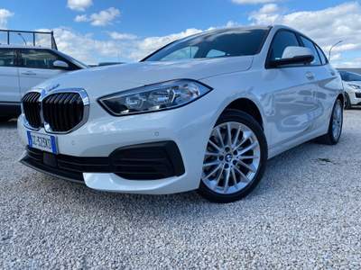 BMW Serie 1 116d 116 116d 5p. Business Advantage Bianco usata Corato