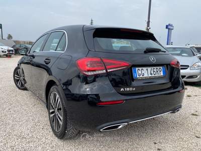 Mercedes-Benz Classe A A 180d Automatic Sport(IVA ESPOSTA)(UNICO PROPRIETARIO)(MOTORE MERCEDES)(NEOPATENTATI) Nero usata Corato