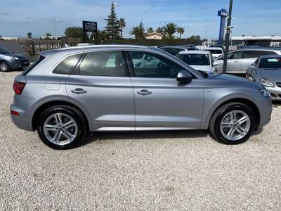 Audi Q5 190 CV quattro S tronic S line plus UNICO PROPIETARIO Argento usata Corato