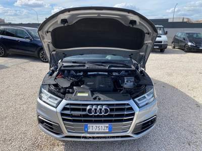 Audi Q5 190 CV quattro S tronic S line plus UNICO PROPIETARIO Argento usata Corato
